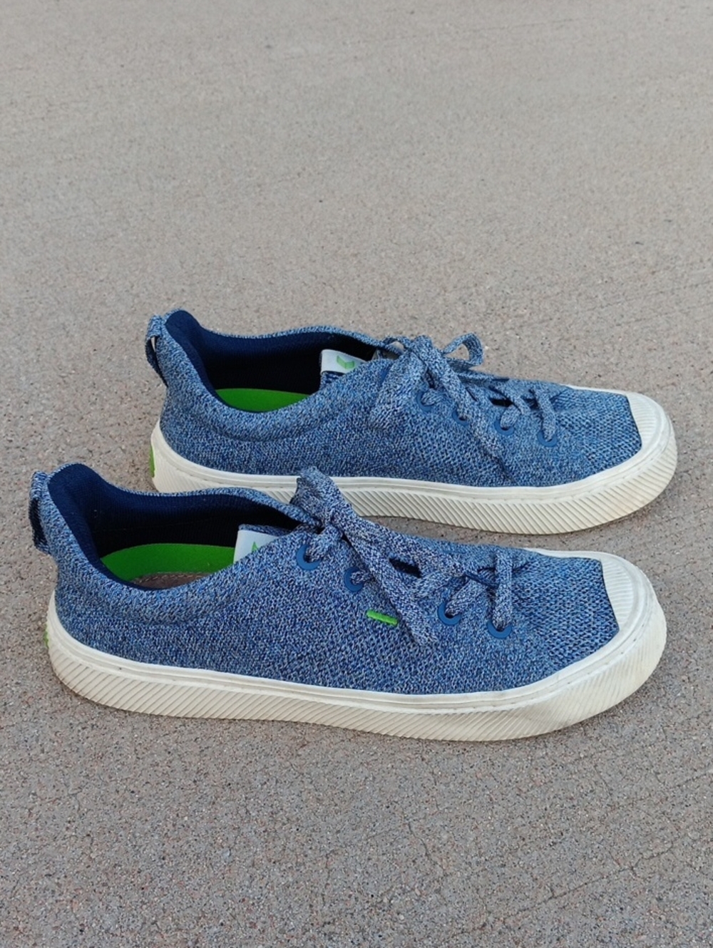 Cariuma Oca Blue Sneakers Mens Size 9.5